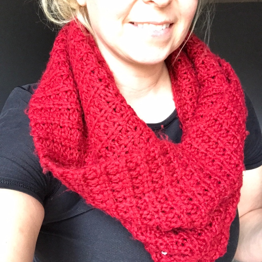 GAP circle scarf